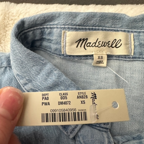 New madewell chambray button down shirt - Picture 3 of 6